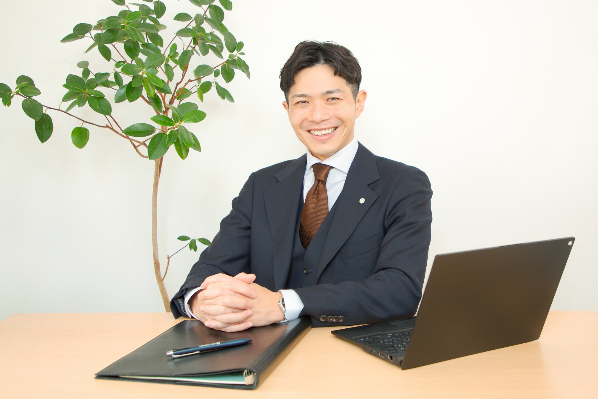 相続・信託・遺言・後見・生前対策から相続後まで私にご相談ください