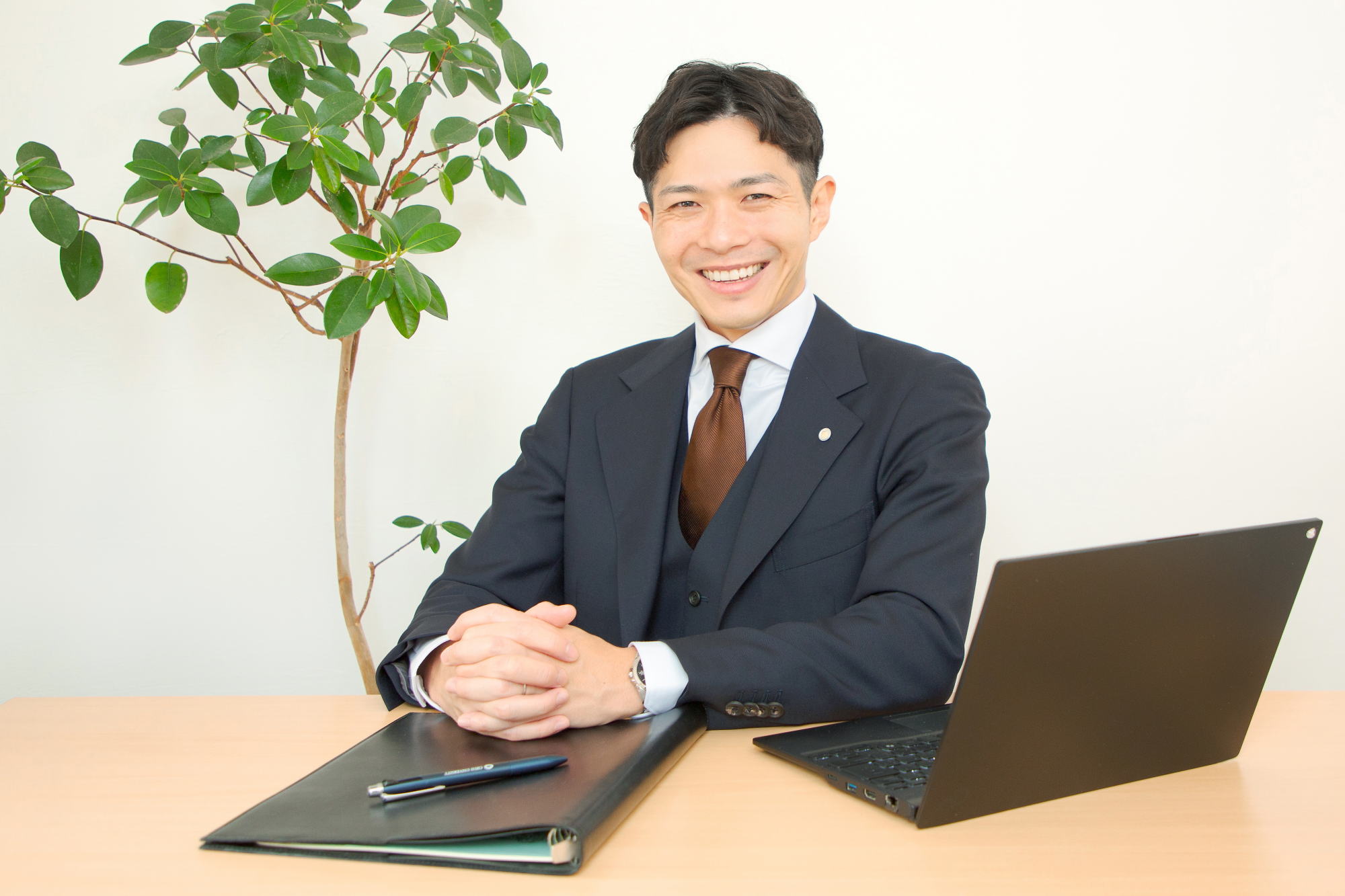 相続・信託・遺言・後見・生前対策から相続後まで私にご相談ください